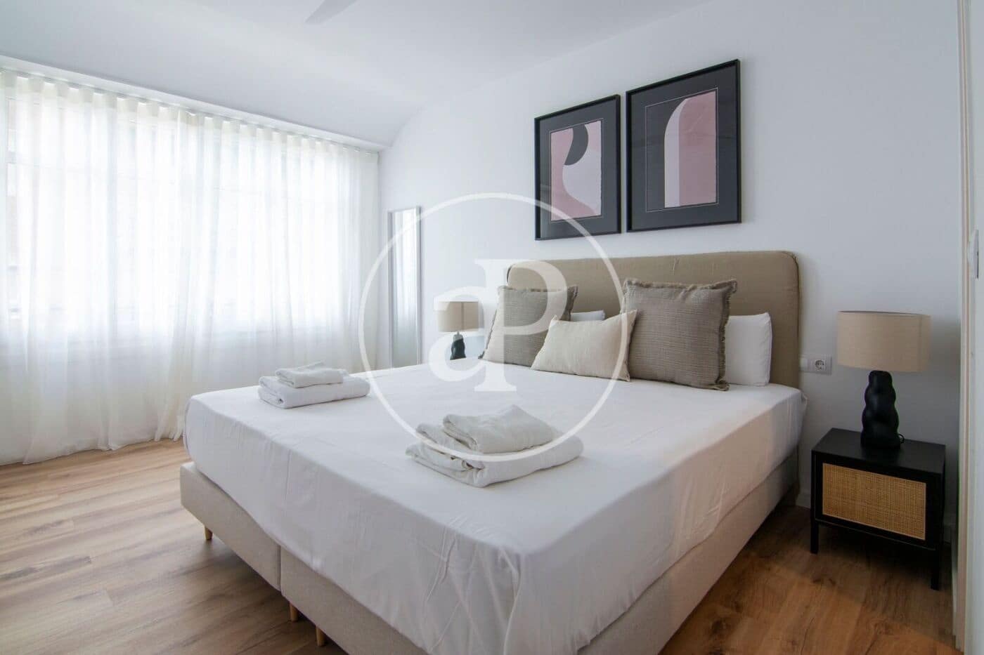 4 sovrum Lägenhet att hyra i Valencia stad - 3 200 € (Ref: 9192573)