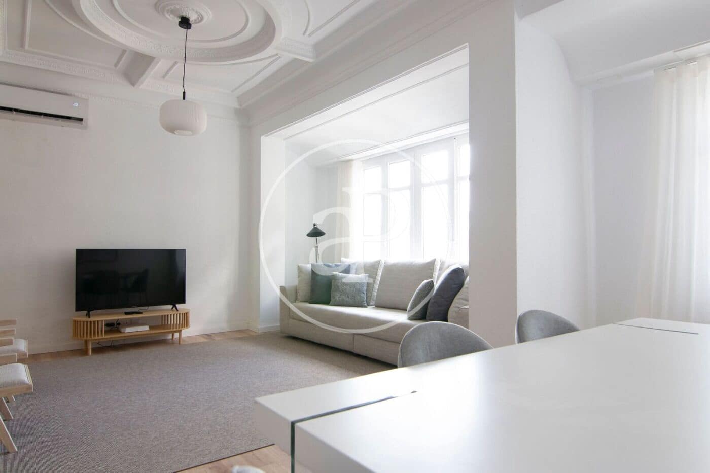 4 sovrum Lägenhet att hyra i Valencia stad - 3 200 € (Ref: 9192573)
