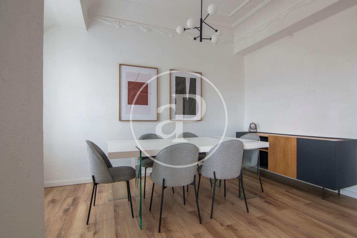 4 sovrum Lägenhet att hyra i Valencia stad - 3 200 € (Ref: 9192573)