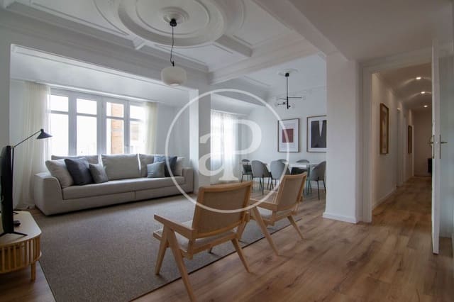 4 sovrum Lägenhet att hyra i Sant Francesc, Valencia stad - 3 200 € (Ref: 9192573)