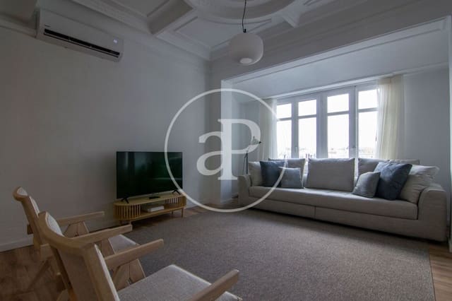 4 sovrum Lägenhet att hyra i Sant Francesc, Valencia stad - 3 200 € (Ref: 9192573)