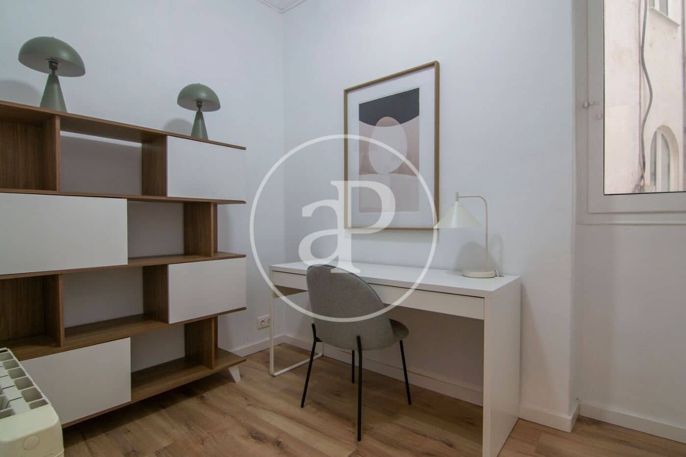 4 sovrum Lägenhet att hyra i Valencia stad - 3 200 € (Ref: 9192573)
