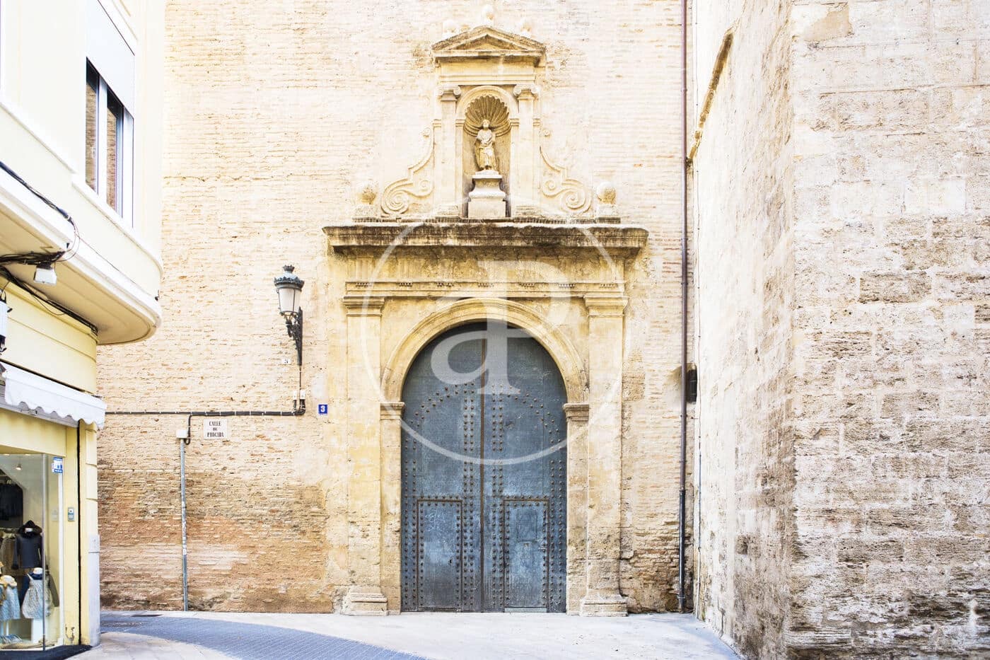 4 sovrum Lägenhet att hyra i Valencia stad - 3 200 € (Ref: 9192573)