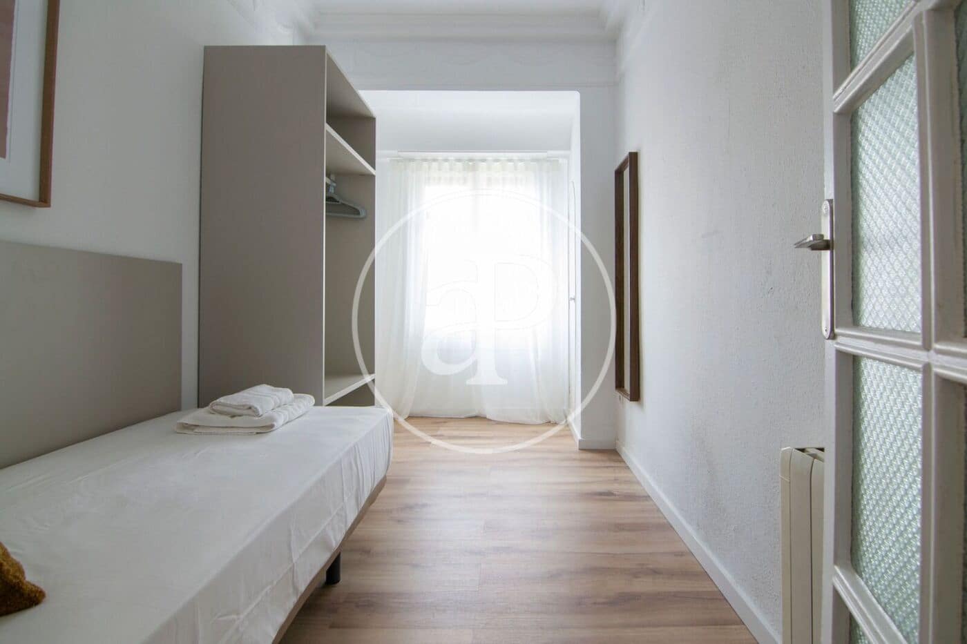 4 sovrum Lägenhet att hyra i Valencia stad - 3 200 € (Ref: 9192573)