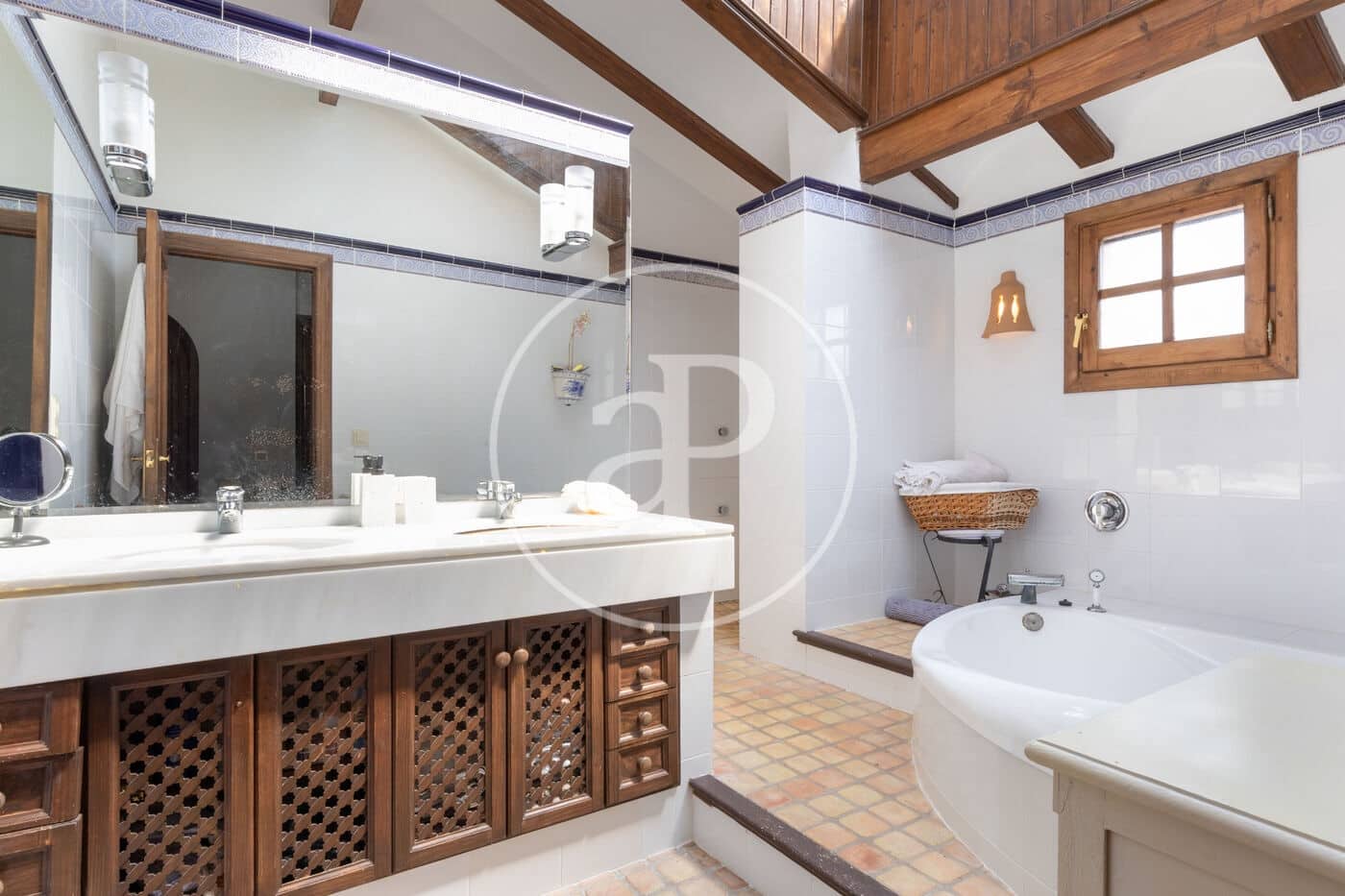 4 soveværelse Villa til salg i Betera med swimmingpool - € 720.000 (Ref: 9192574)