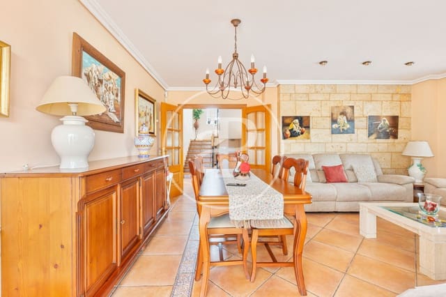 4 bedroom Villa for sale in Almarda, Sagunto / Sagunt with pool - € 618,000 (Ref: 9192578)