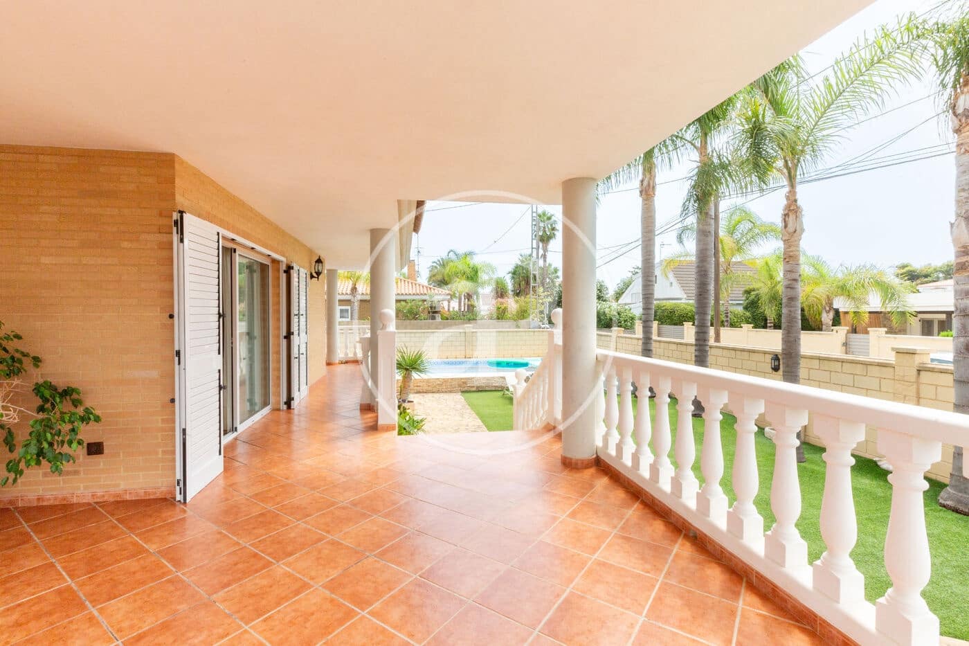 4 slaapkamer Villa te koop in Almarda met zwembad - € 618.000 (Ref: 9192578)