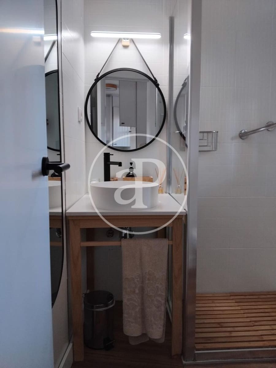 1 soveværelse Lejlighed til salg i Benidorm med swimmingpool - € 185.000 (Ref: 9192579)