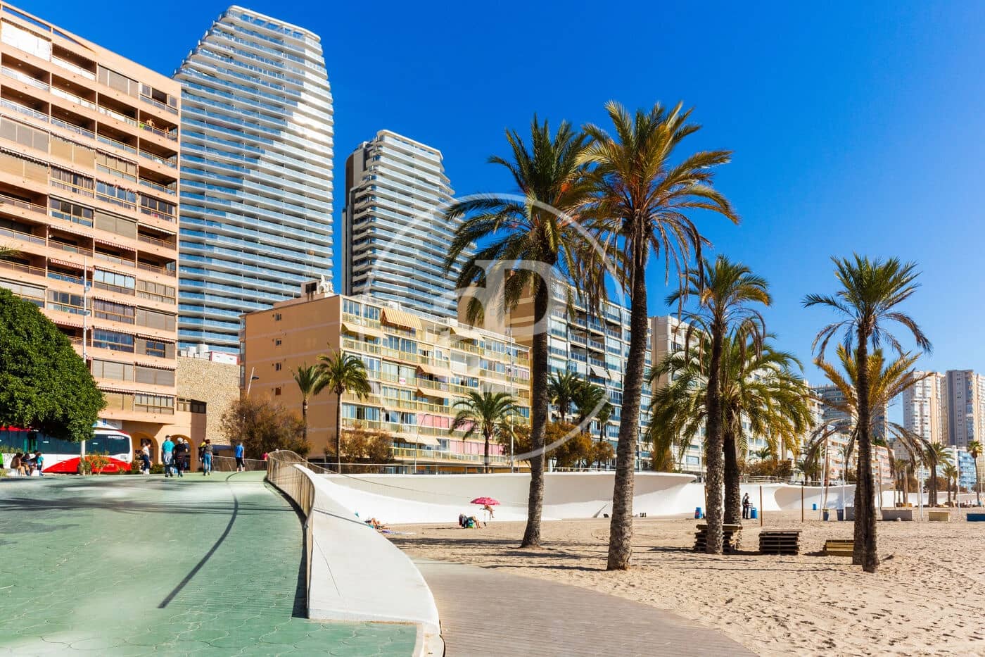 1 soveværelse Lejlighed til salg i Benidorm med swimmingpool - € 185.000 (Ref: 9192579)