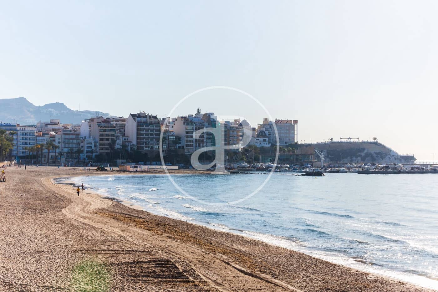 1 soveværelse Lejlighed til salg i Benidorm med swimmingpool - € 185.000 (Ref: 9192579)