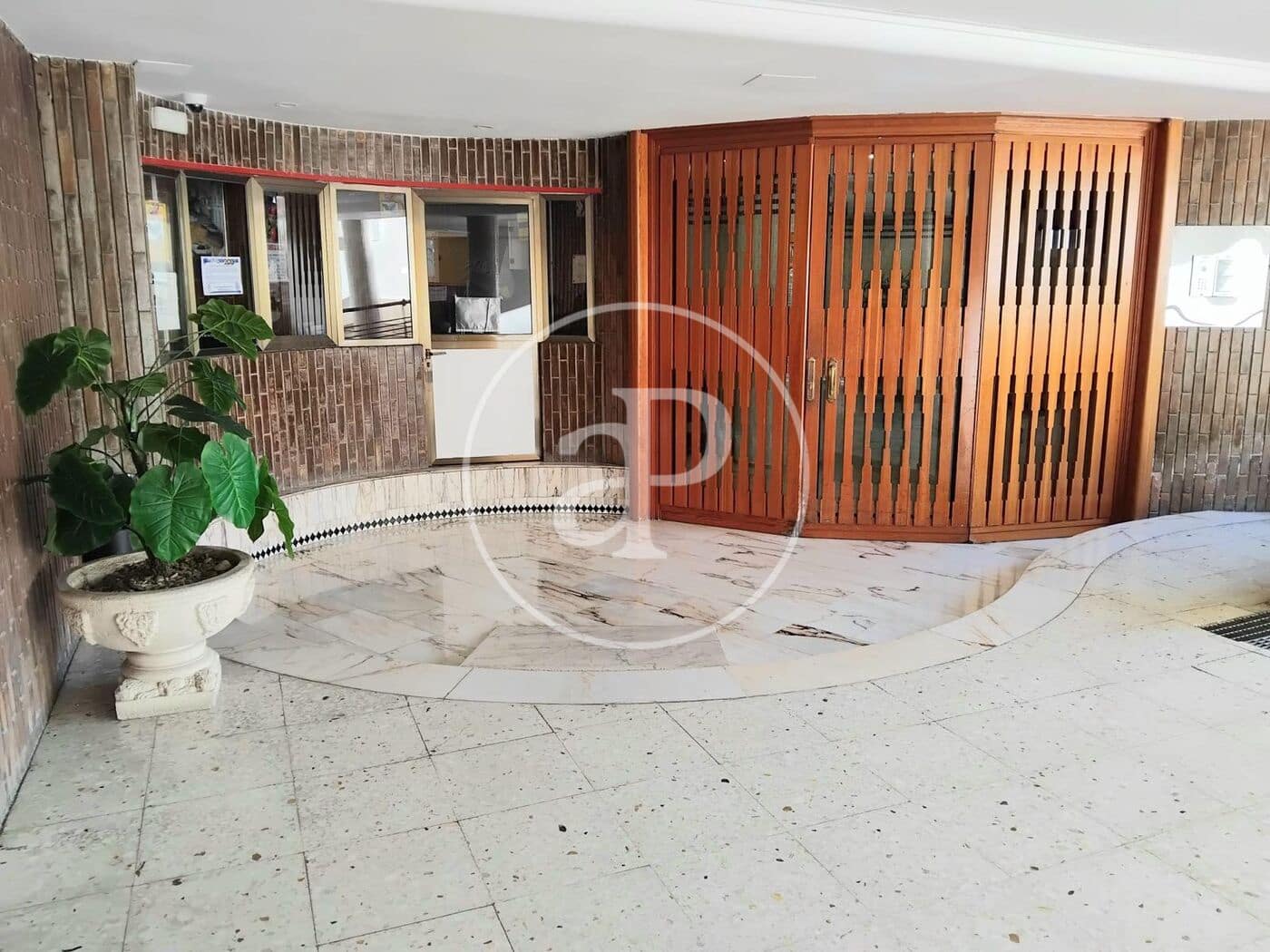 1 soveværelse Lejlighed til salg i Benidorm med swimmingpool - € 185.000 (Ref: 9192579)