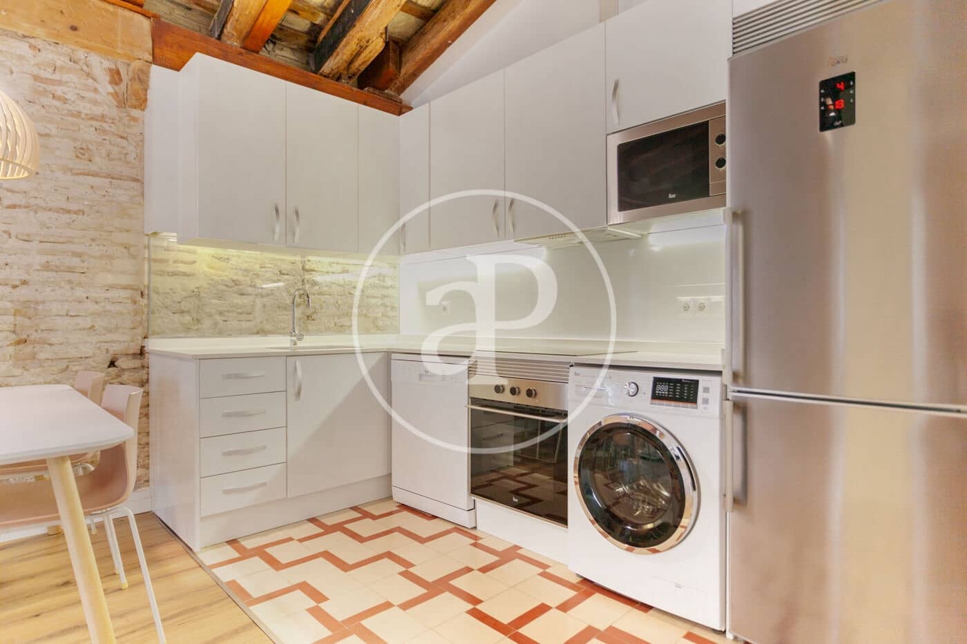 1 bedroom Apartment for rent in Valencia city - € 1,300 (Ref: 9197976)
