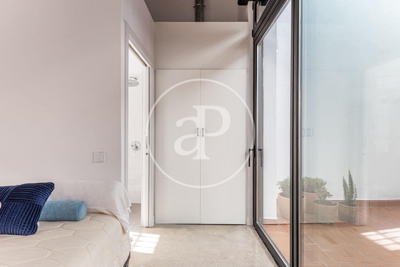 2 quarto Apartamento para arrendar em Valencia cidade - 2 980 € (Ref: 9200749)