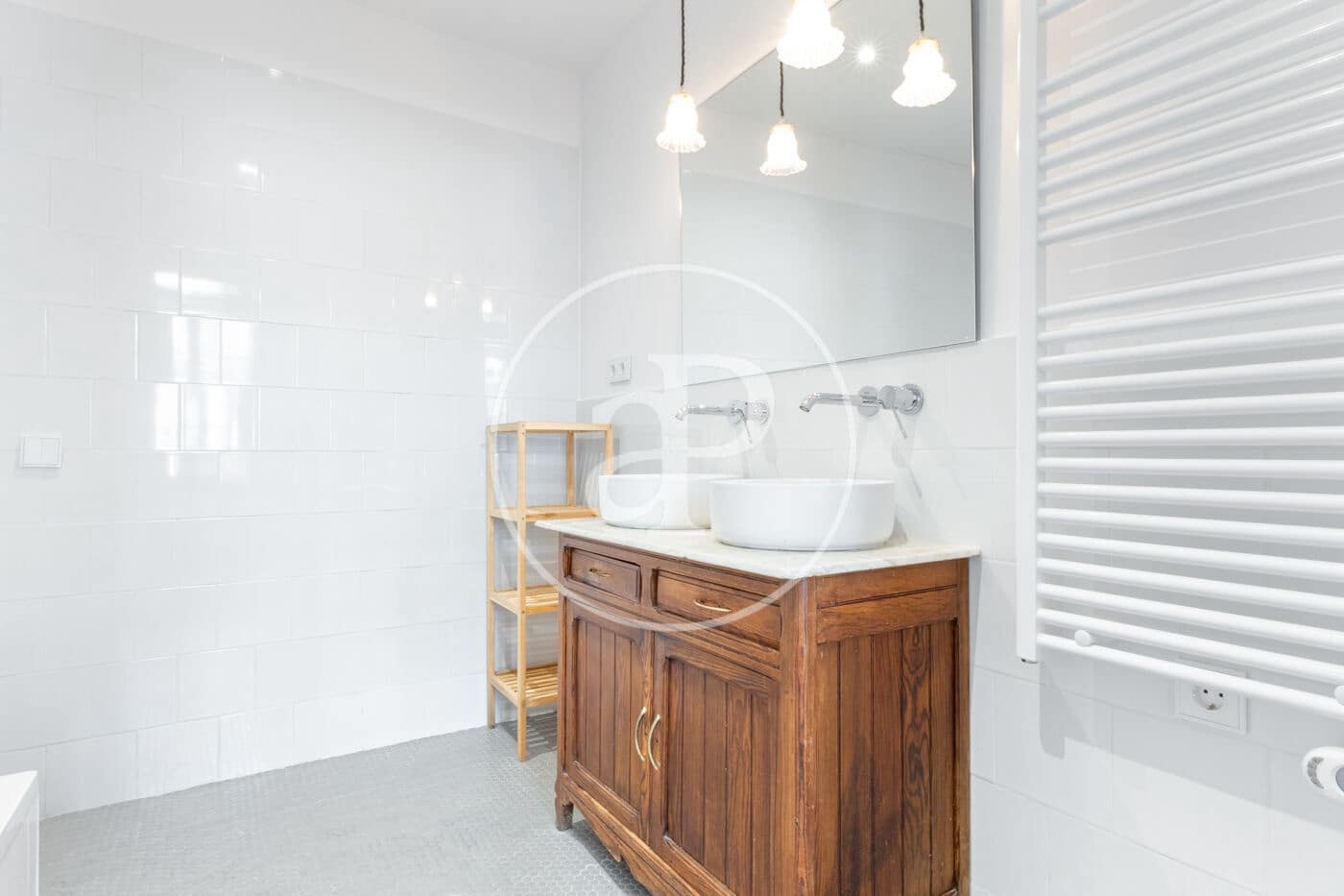 2 quarto Apartamento para arrendar em Valencia cidade - 2 980 € (Ref: 9200749)