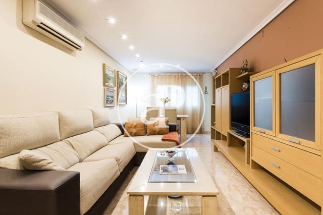 3 sovrum Lägenhet att hyra i Sant Pau, Valencia stad - 1 900 € (Ref: 9200750)