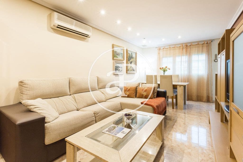 3 sovrum Lägenhet att hyra i Valencia stad - 1 900 € (Ref: 9200750)