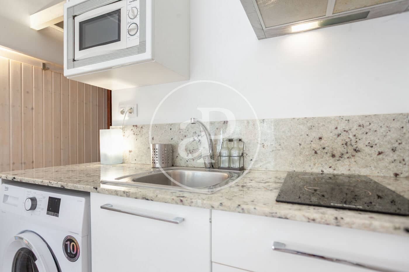 Moradia para arrendar em Valencia cidade - 1 000 € (Ref: 9202657)