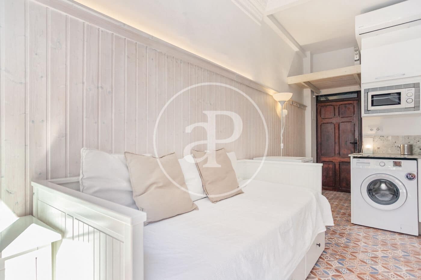 Moradia para arrendar em Valencia cidade - 1 000 € (Ref: 9202657)