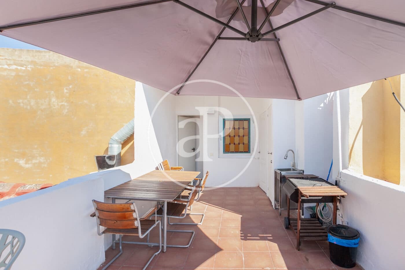 Moradia para arrendar em Valencia cidade - 1 000 € (Ref: 9202657)