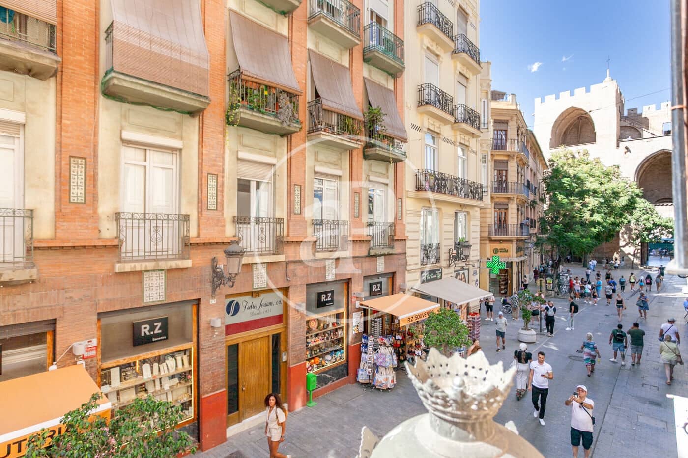 Moradia para arrendar em Valencia cidade - 1 000 € (Ref: 9202657)