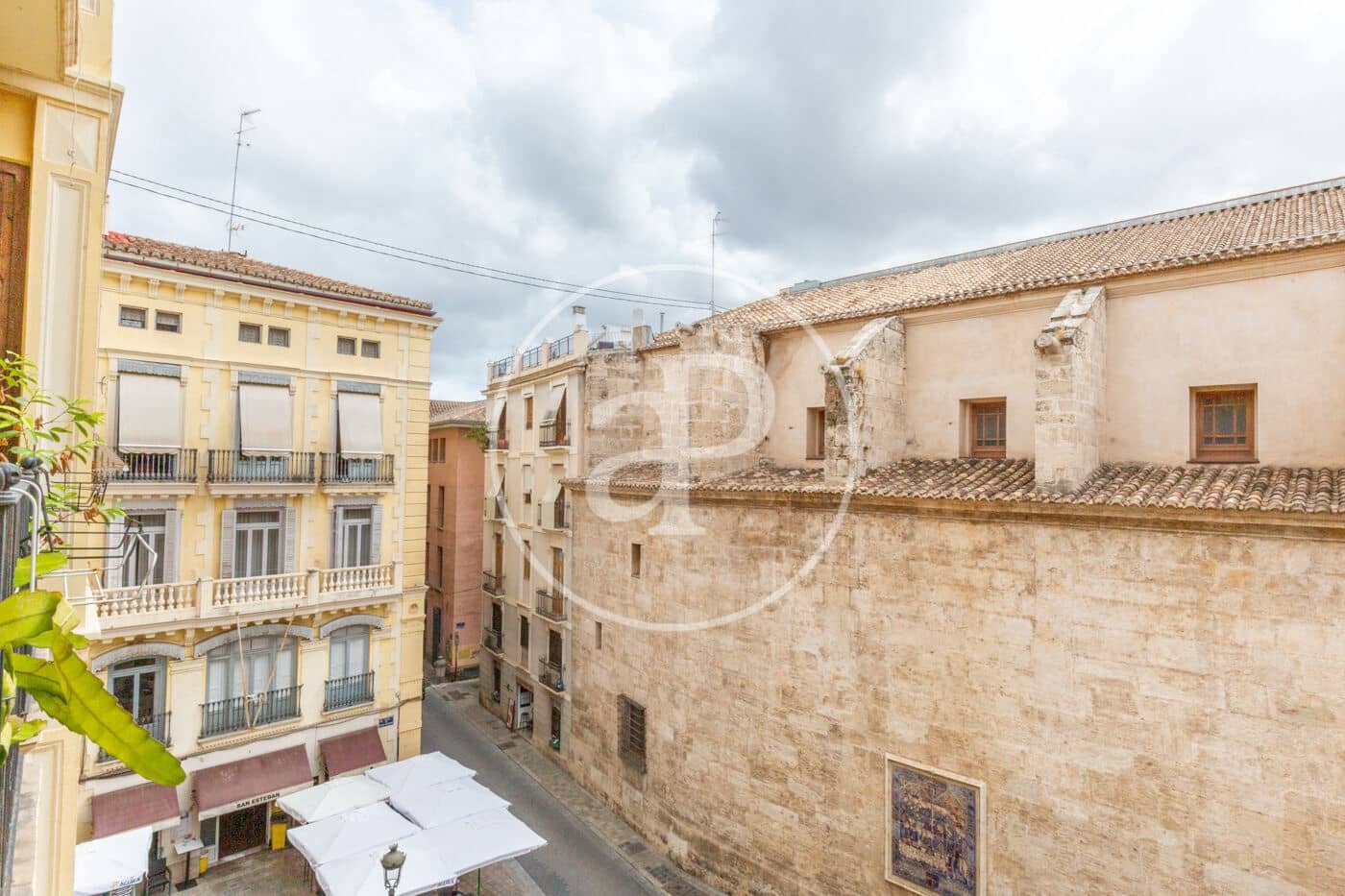 2 sovrum Lägenhet att hyra i Valencia stad - 2 600 € (Ref: 9204850)