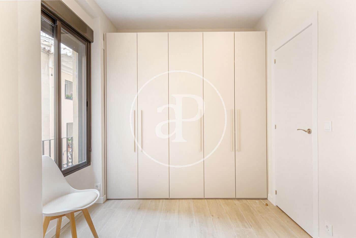 2 sovrum Lägenhet att hyra i Valencia stad - 2 600 € (Ref: 9204850)