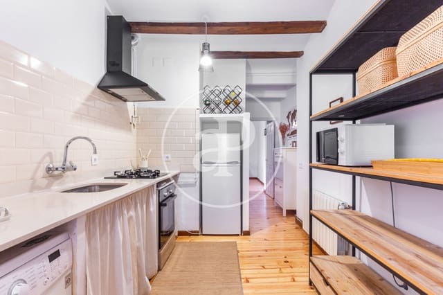 2 sovrum Lägenhet att hyra i El Carme, Valencia stad - 1 400 € (Ref: 9204853)