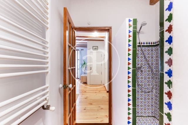 2 sovrum Lägenhet att hyra i El Carme, Valencia stad - 1 400 € (Ref: 9204853)