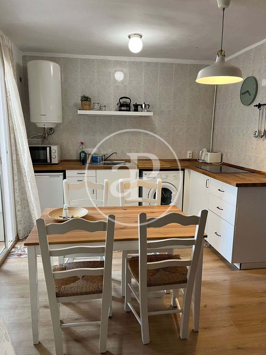 Apartamento de 2 habitaciones en València ciudad en alquiler - 1.350 € (Ref: 9206855)