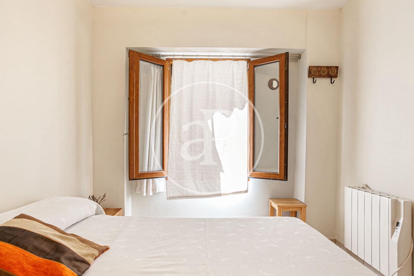 1 sypialnia Apartament do wynajęcia w Miasto Walencja - 1 200 € (Ref: 9206856)