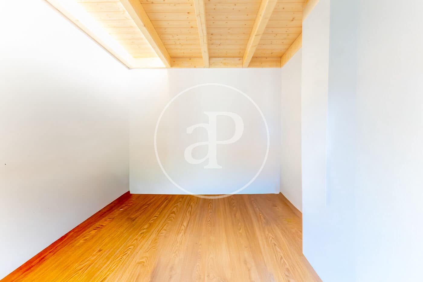 2 slaapkamer Penthouse te koop in Valencia stad - € 480.000 (Ref: 9208584)