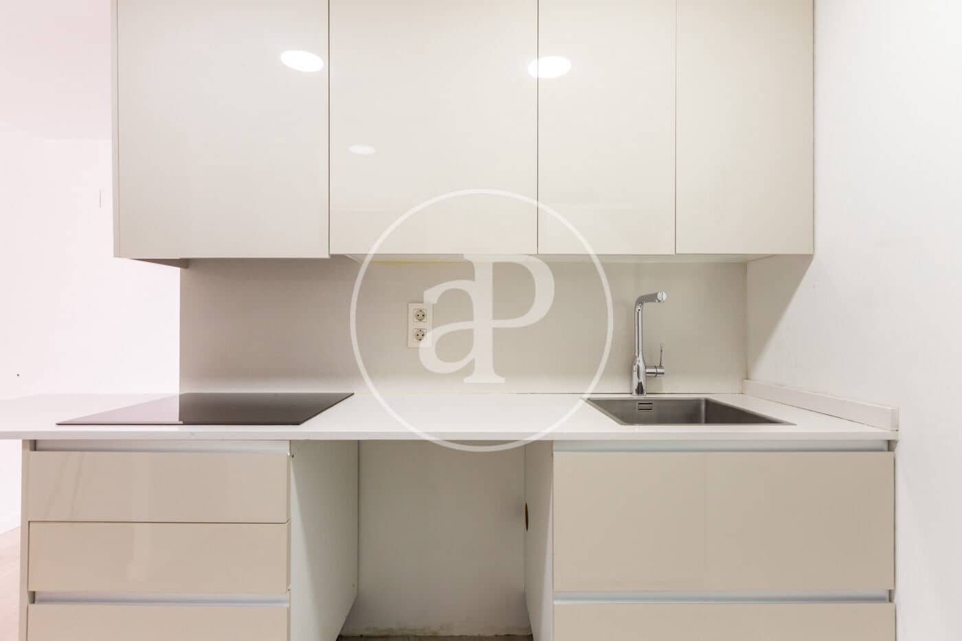 1 bedroom Apartment for sale in Valencia city with pool garage - € 350,000 (Ref: 9215418)