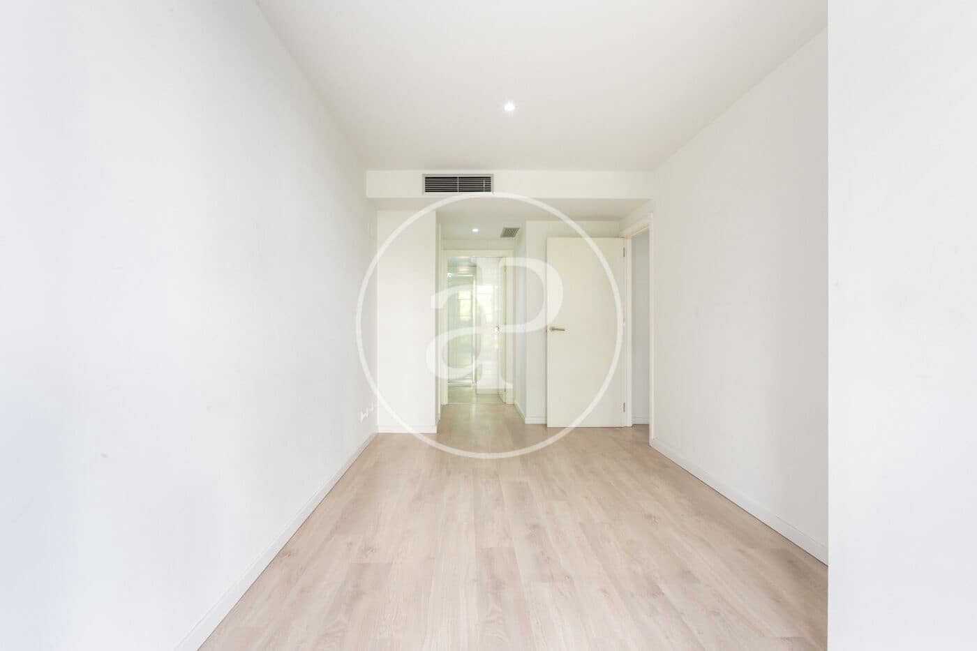 1 bedroom Apartment for sale in Valencia city with pool garage - € 350,000 (Ref: 9215418)