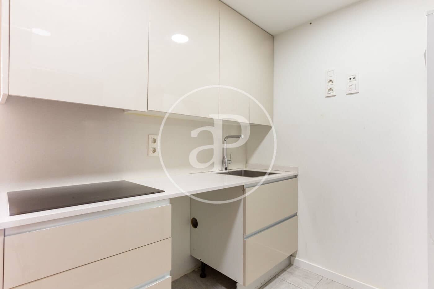 1 bedroom Apartment for sale in Valencia city with pool garage - € 350,000 (Ref: 9215418)