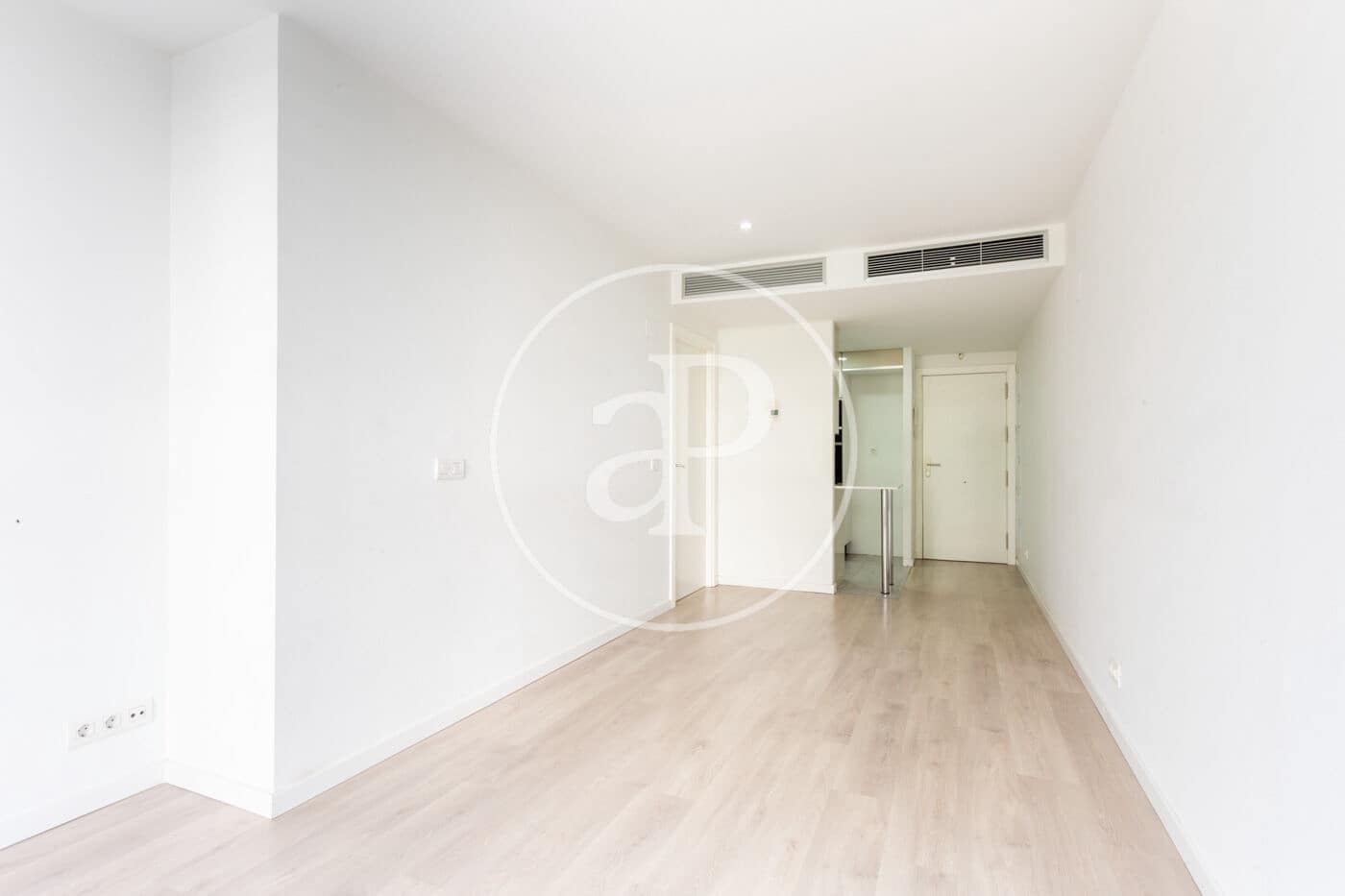 1 bedroom Apartment for sale in Valencia city with pool garage - € 350,000 (Ref: 9215418)