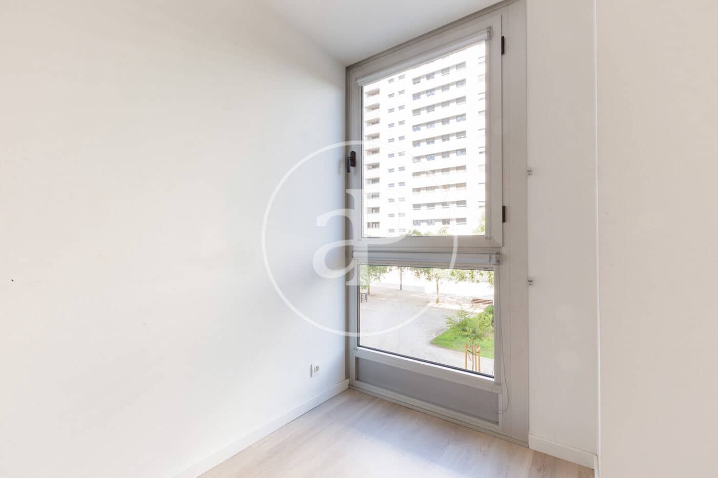 1 bedroom Apartment for sale in Valencia city with pool garage - € 350,000 (Ref: 9215418)
