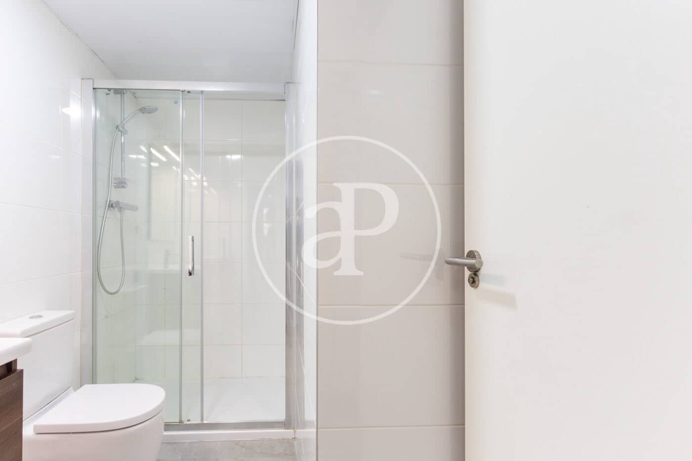 1 bedroom Apartment for sale in Valencia city with pool garage - € 350,000 (Ref: 9215418)