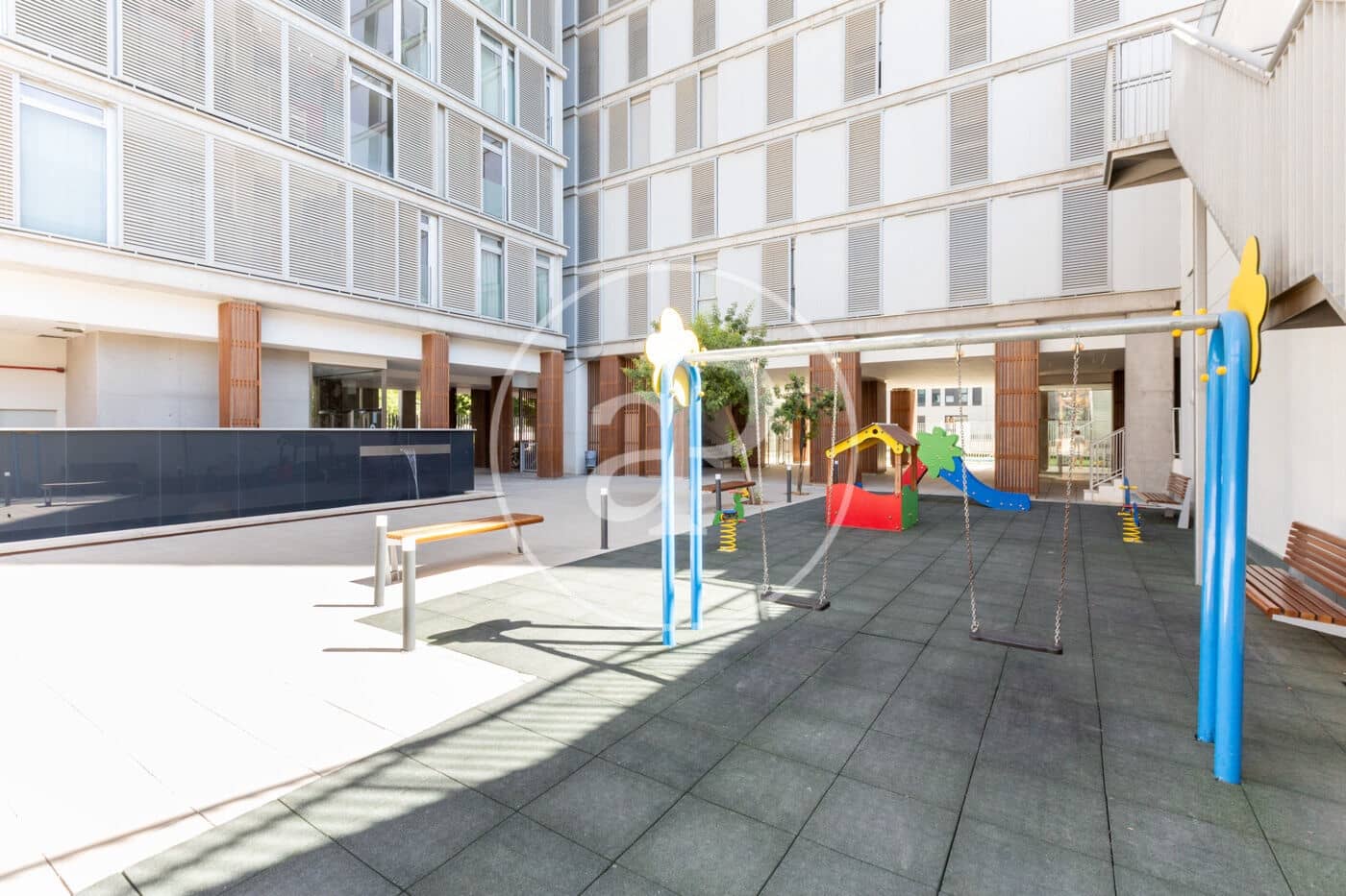 1 bedroom Apartment for sale in Valencia city with pool garage - € 350,000 (Ref: 9215418)
