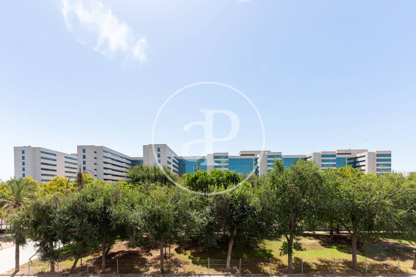 1 bedroom Apartment for sale in Valencia city with pool garage - € 350,000 (Ref: 9215418)