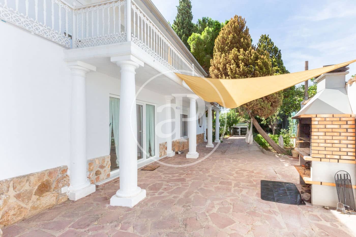 5 soverom Villa til salgs i Alginet med svømmebasseng - € 595 000 (Ref: 9215423)