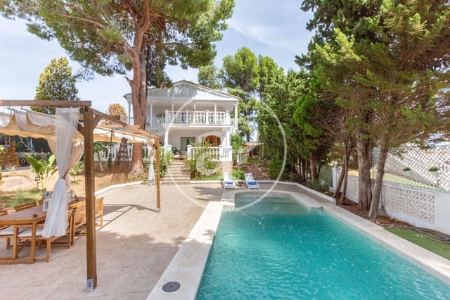 5 bedroom Villa for sale in Alginet with pool - € 595,000 (Ref: 9215423)