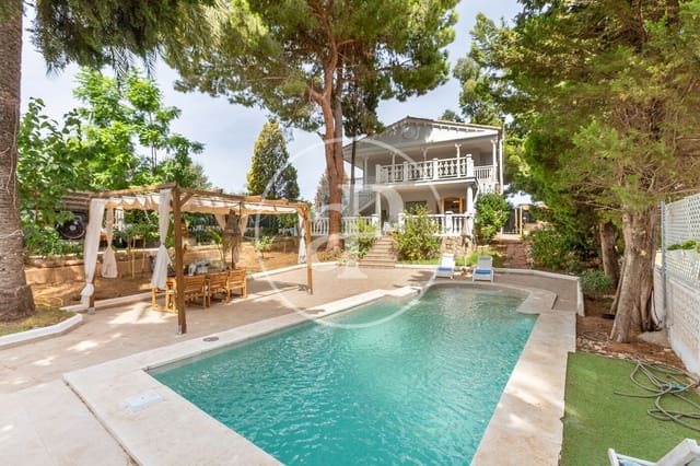 5 bedroom Villa for sale in Alginet with pool - € 595,000 (Ref: 9215423)