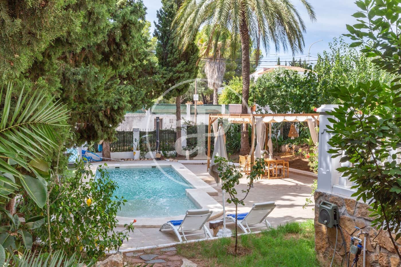 5 soverom Villa til salgs i Alginet med svømmebasseng - € 595 000 (Ref: 9215423)