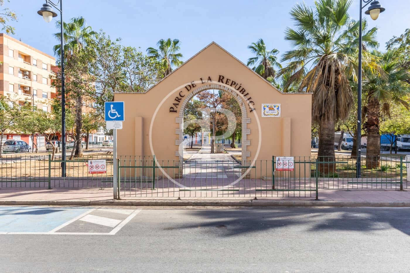 5 soverom Villa til salgs i Alginet med svømmebasseng - € 595 000 (Ref: 9215423)