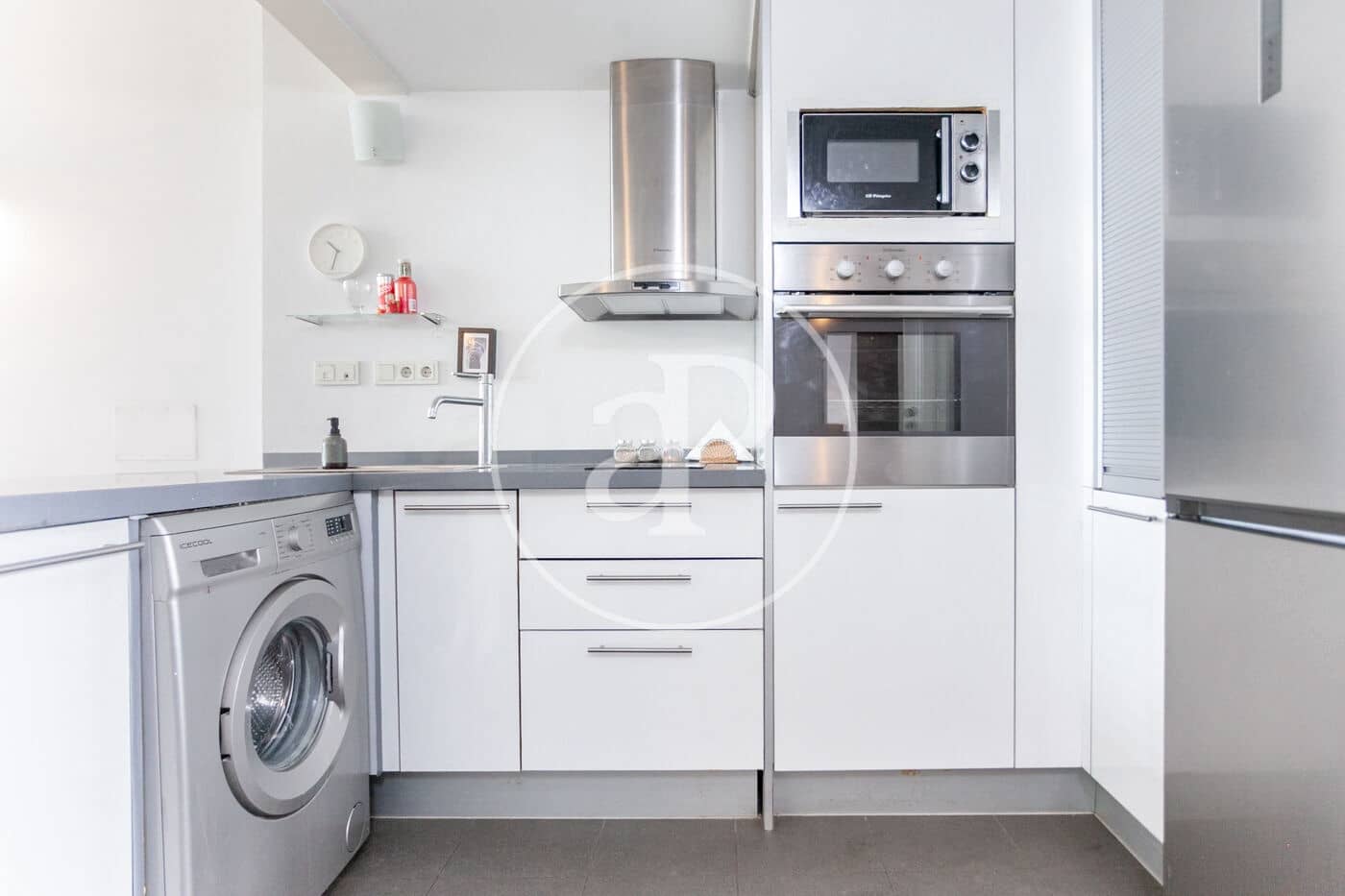 1 soverom Penthouse til leie i Valencia by - € 1 400 (Ref: 9215428)