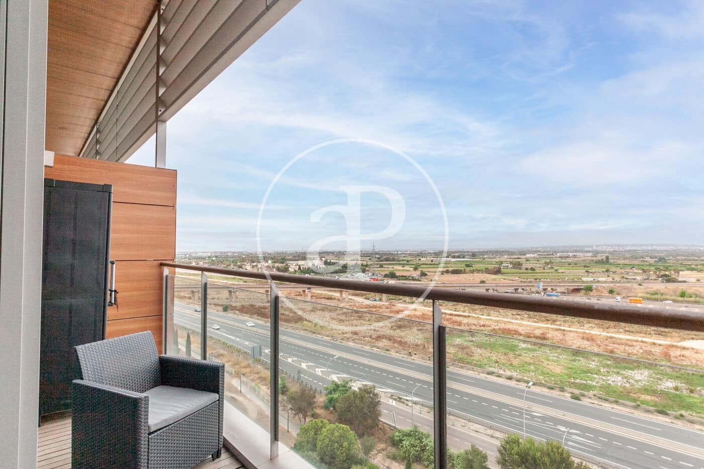 1 soverom Penthouse til leie i Valencia by - € 1 400 (Ref: 9215428)