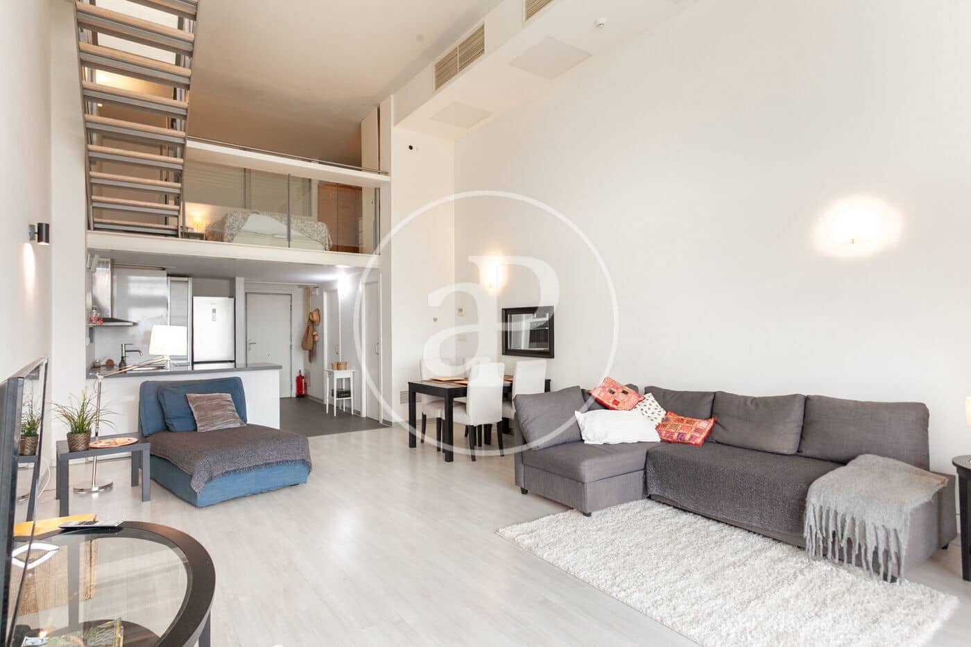 1 soverom Penthouse til leie i Valencia by - € 1 400 (Ref: 9215428)