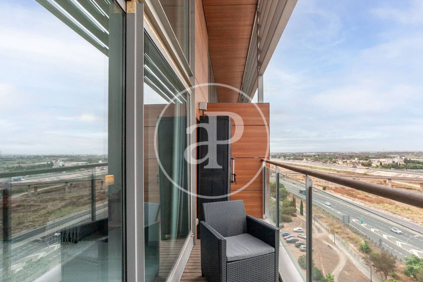 1 soverom Penthouse til leie i Valencia by - € 1 400 (Ref: 9215428)