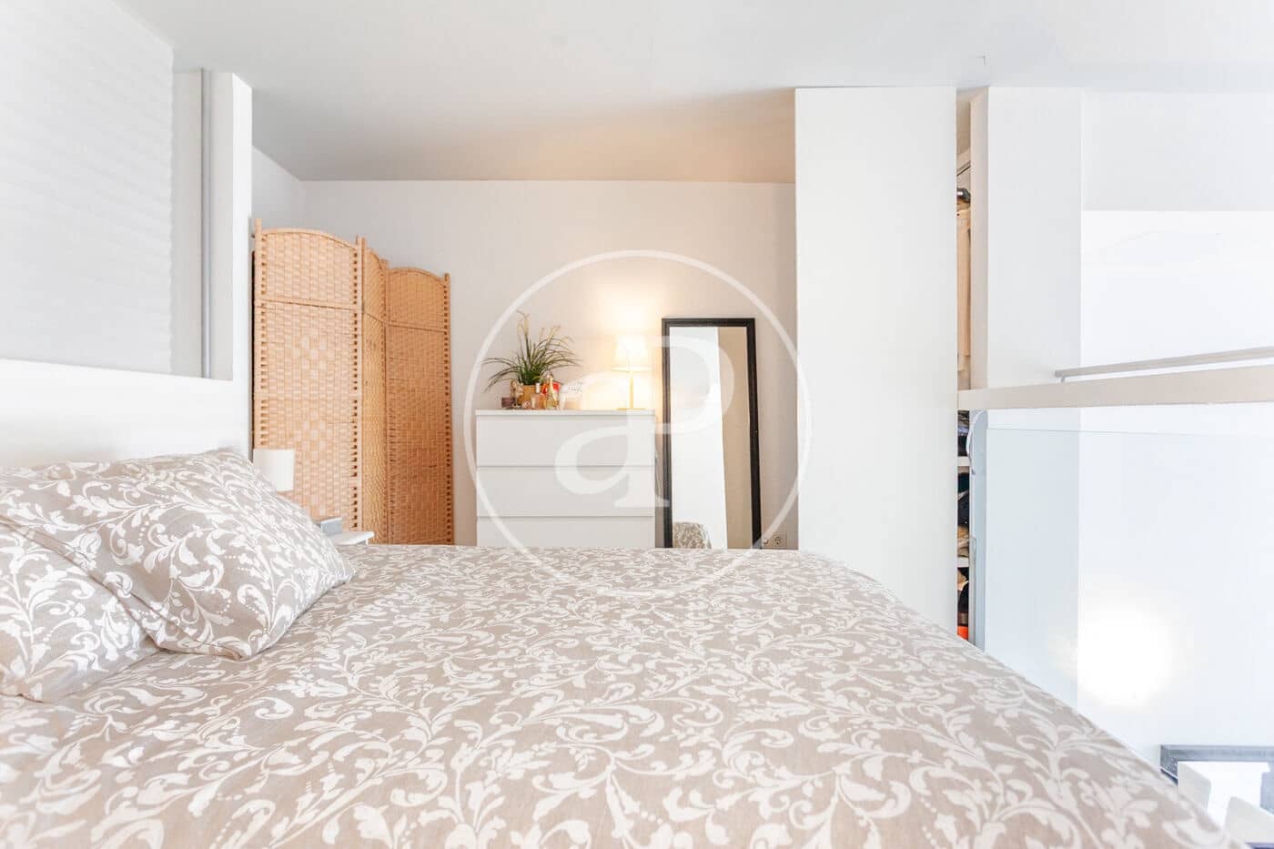 1 soverom Penthouse til leie i Valencia by - € 1 400 (Ref: 9215428)