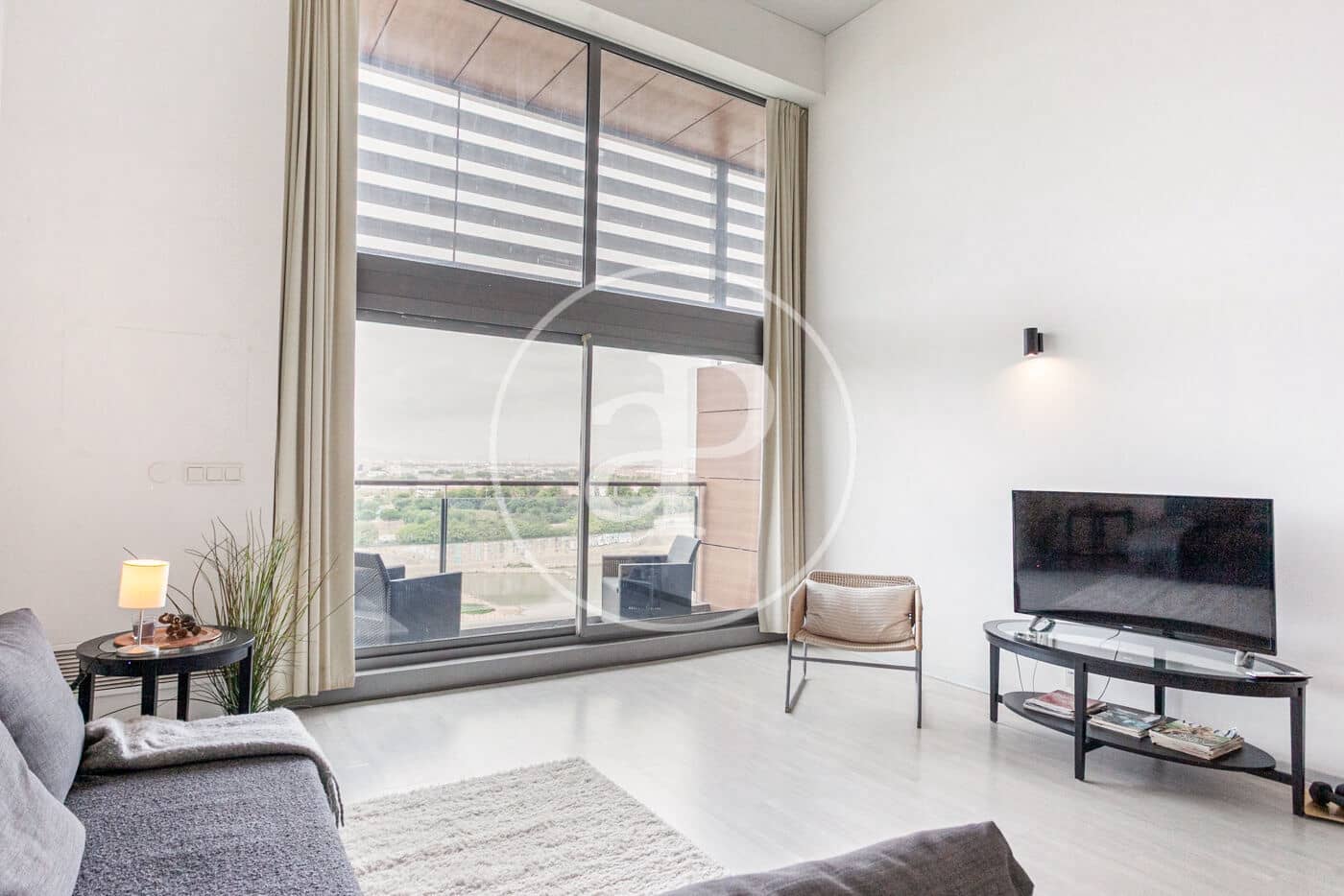 1 soverom Penthouse til leie i Valencia by - € 1 400 (Ref: 9215428)